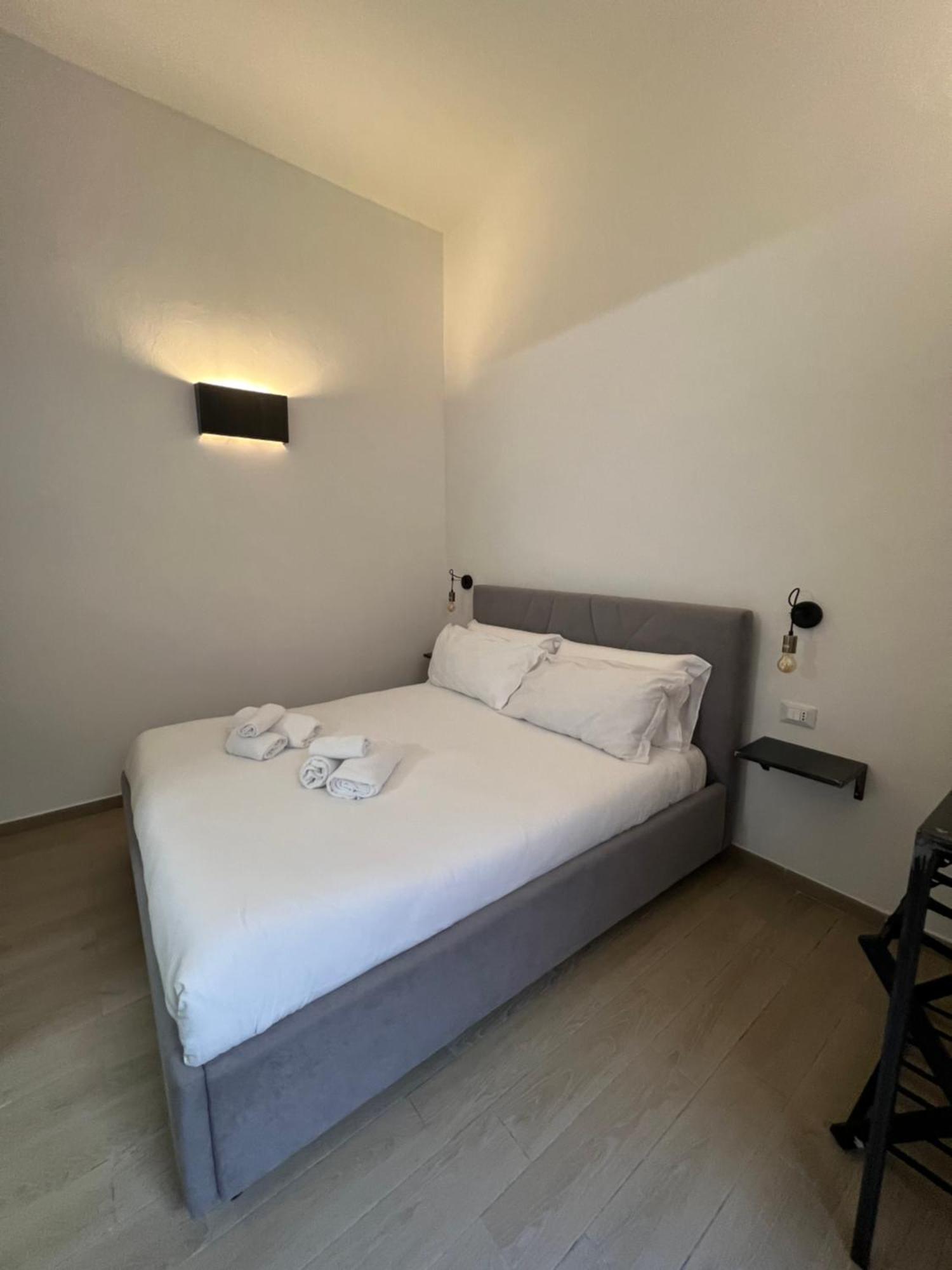 Bed & Breakfast Villafranca Settantuno *